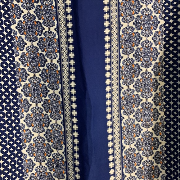 Blue Patterned Adrienne Vittadini Blouse - Picture 9 of 9